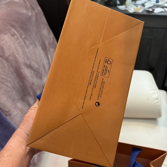 A set of 2 Louis Vuitton bag’s 🩵🩵🩵 - Picture 9 of 9